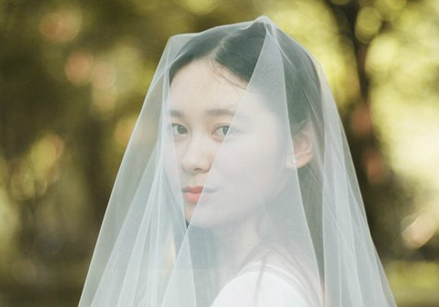 认识女人的八字，分析什么八字女人难以嫁出去